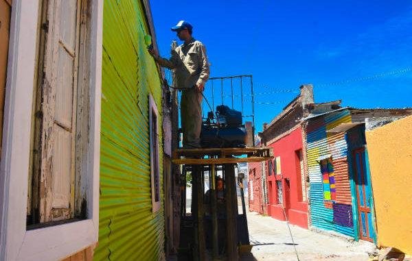 El Pasaje Wilde de Berisso, un lugar con historia que se renueva con el apoyo vecinal