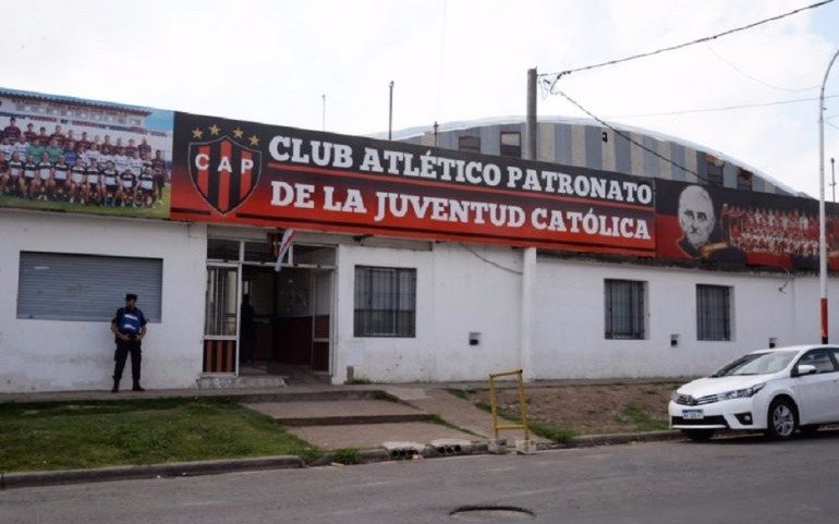 Balean la casa del vicepresidente de Patronato, que mañana enfrenta a River
