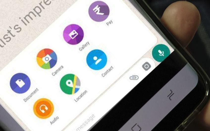Conectate con EL DIA a través de WhatsApp