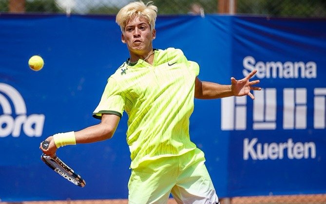Un tenista argentino al tope del ranking mundial juvenil