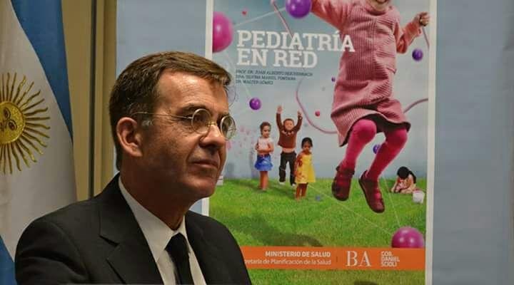 Clima de interna en Medicina para elegir al decano
