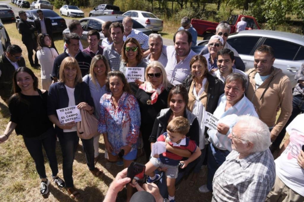 Elisa Carrió volvió a acusar a Moyano de “criminal”, en un acto del campo