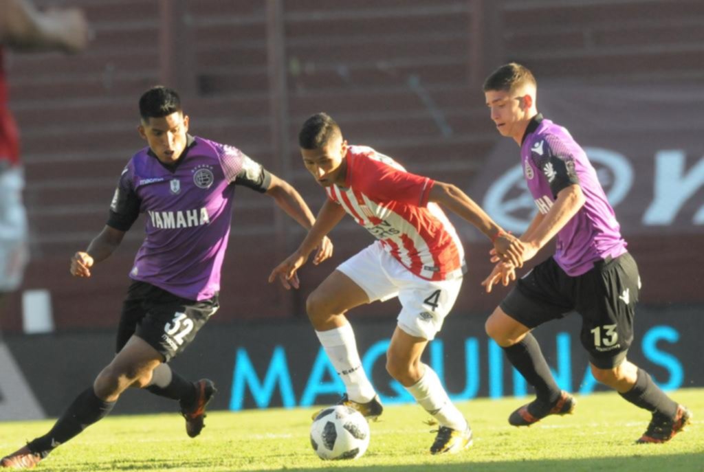 En la tarde de Lanús se sintió la falta de público visitante