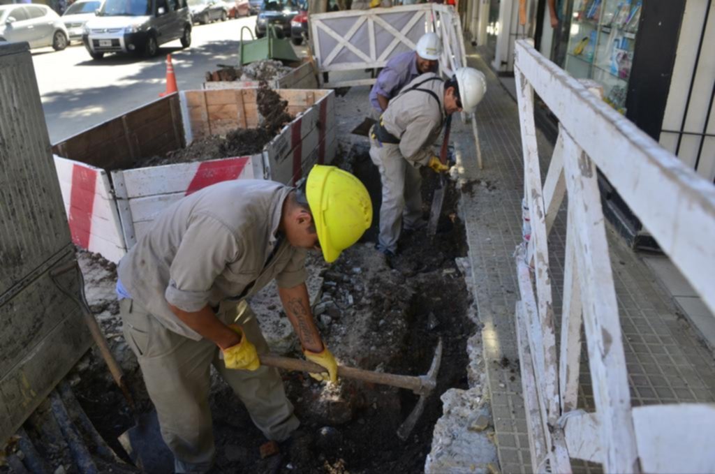 Debut y despedida para la vereda totalmente renovada de 8 entre 46 y 47