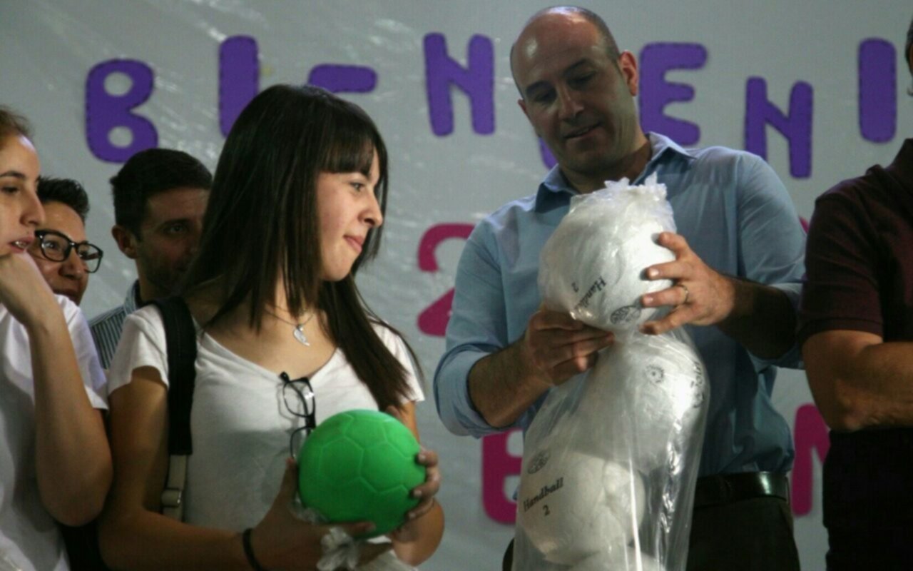 Molina anunció obras en la Secundaria 12