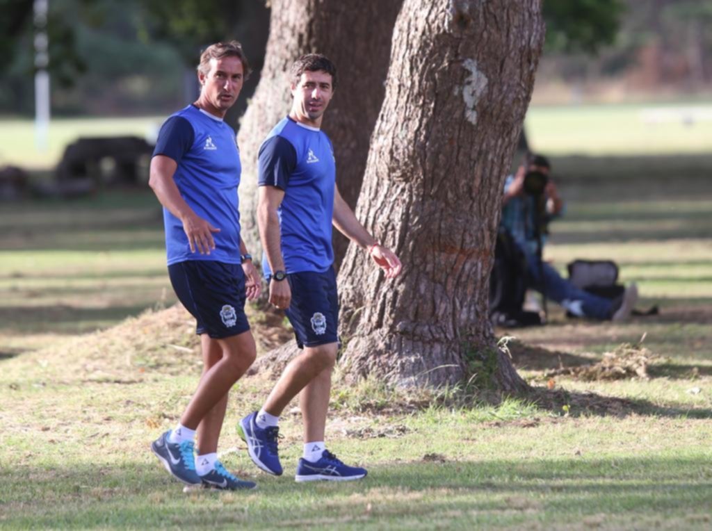 La Reserva albiazul viajó anoche rumbo a San Juan, con la ilusión de traerse la victoria