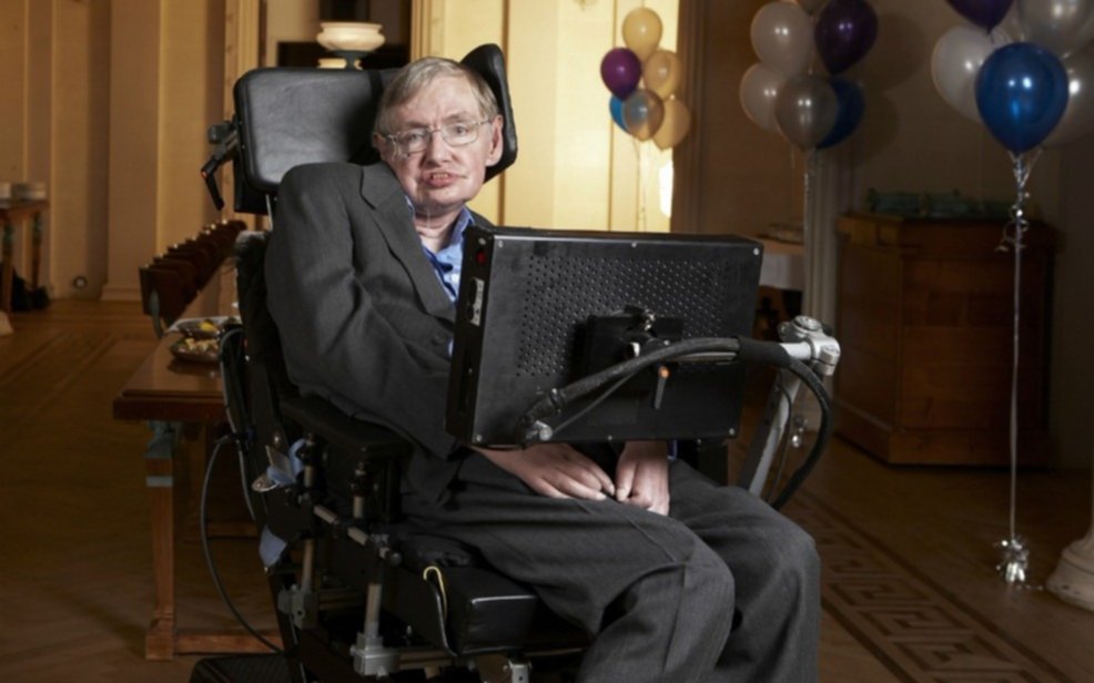 La última interacción de Hawking dejó una sombría reflexión