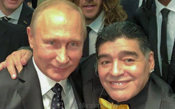 Maradona felicitó a Putín tras las elecciones en Rusia