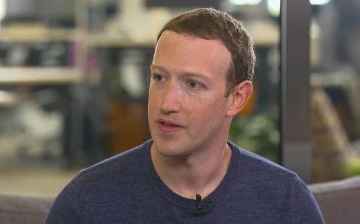 Escándalo con Facebook: Londres considera "insuficiente" las explicaciones de Zuckerberg
