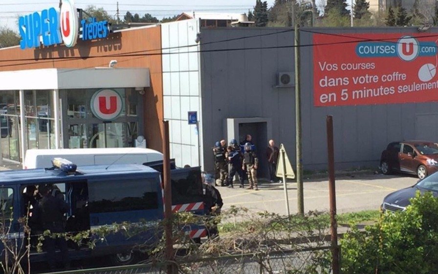 Culminó la toma de rehenes en Francia con tres muertos y el agresor abatido