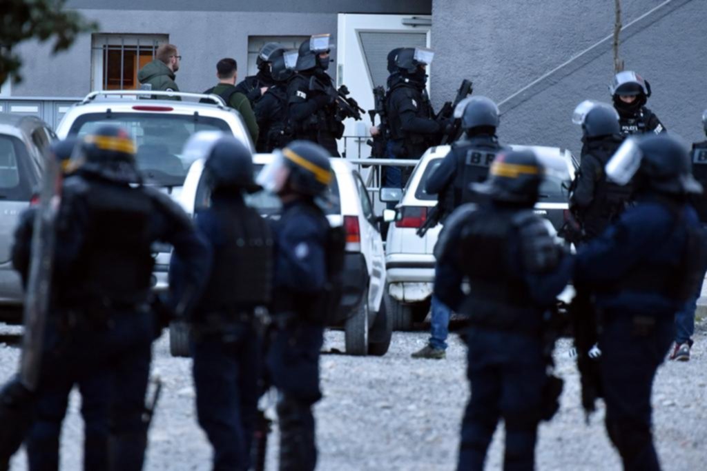 Un nuevo ataque del extremismo islámico causó 4 muertos y 16 heridos en Francia