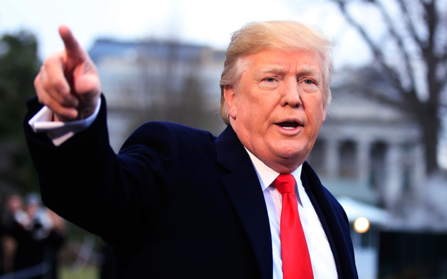 Trump quiere volver a prohibir a las personas trans entrar en las Fuerzas Armadas
