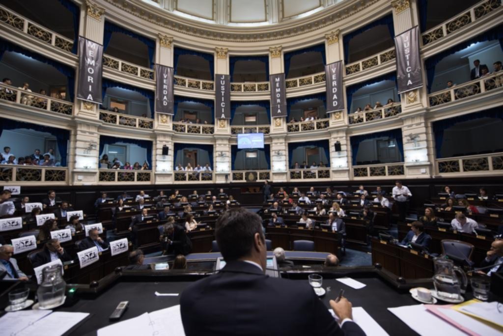 Con la Legislatura bonaerense como escenario, el PJ hace ensayos de unidad
