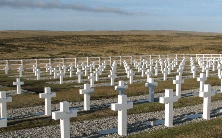 Familiares de caídos participaron de una histórica ceremonia en las Islas Malvinas