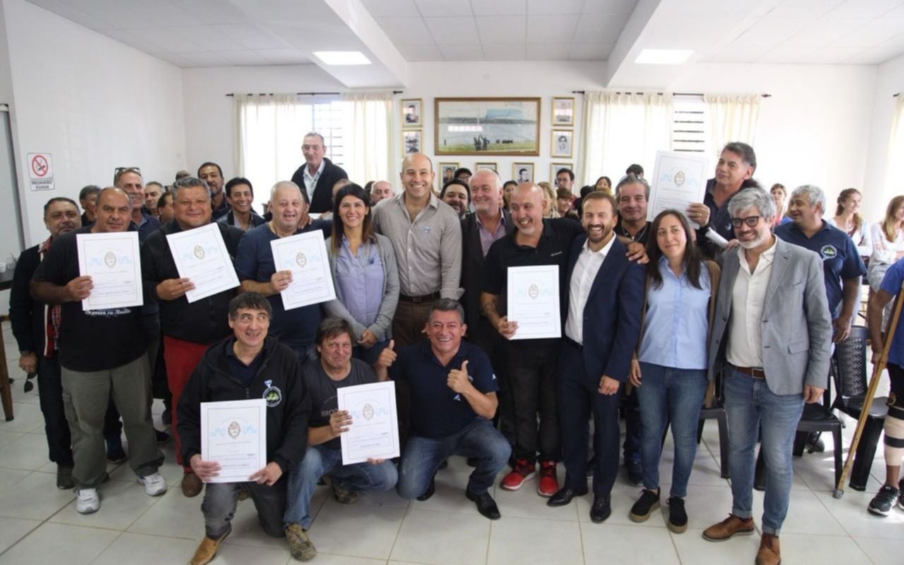 Ex combatientes de Malvinas de Quilmes recibieron escrituras