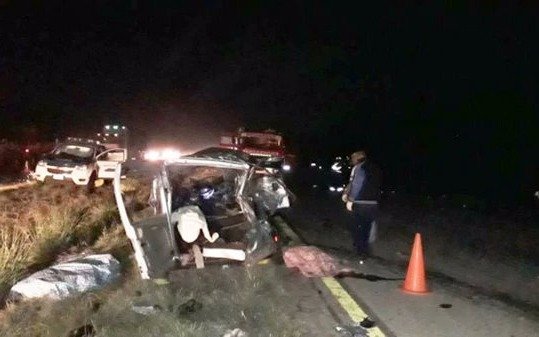 Seis muertos al chocar una camioneta y un  micro que venía a La Plata desde Paraguay