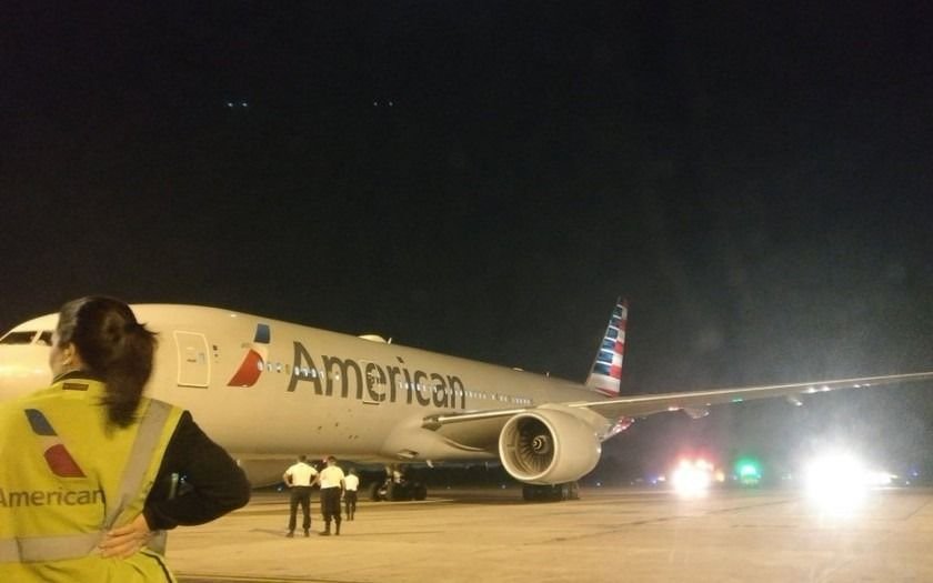 Un avión de American Airlines debió aterrizar de emergencia en Ezeiza