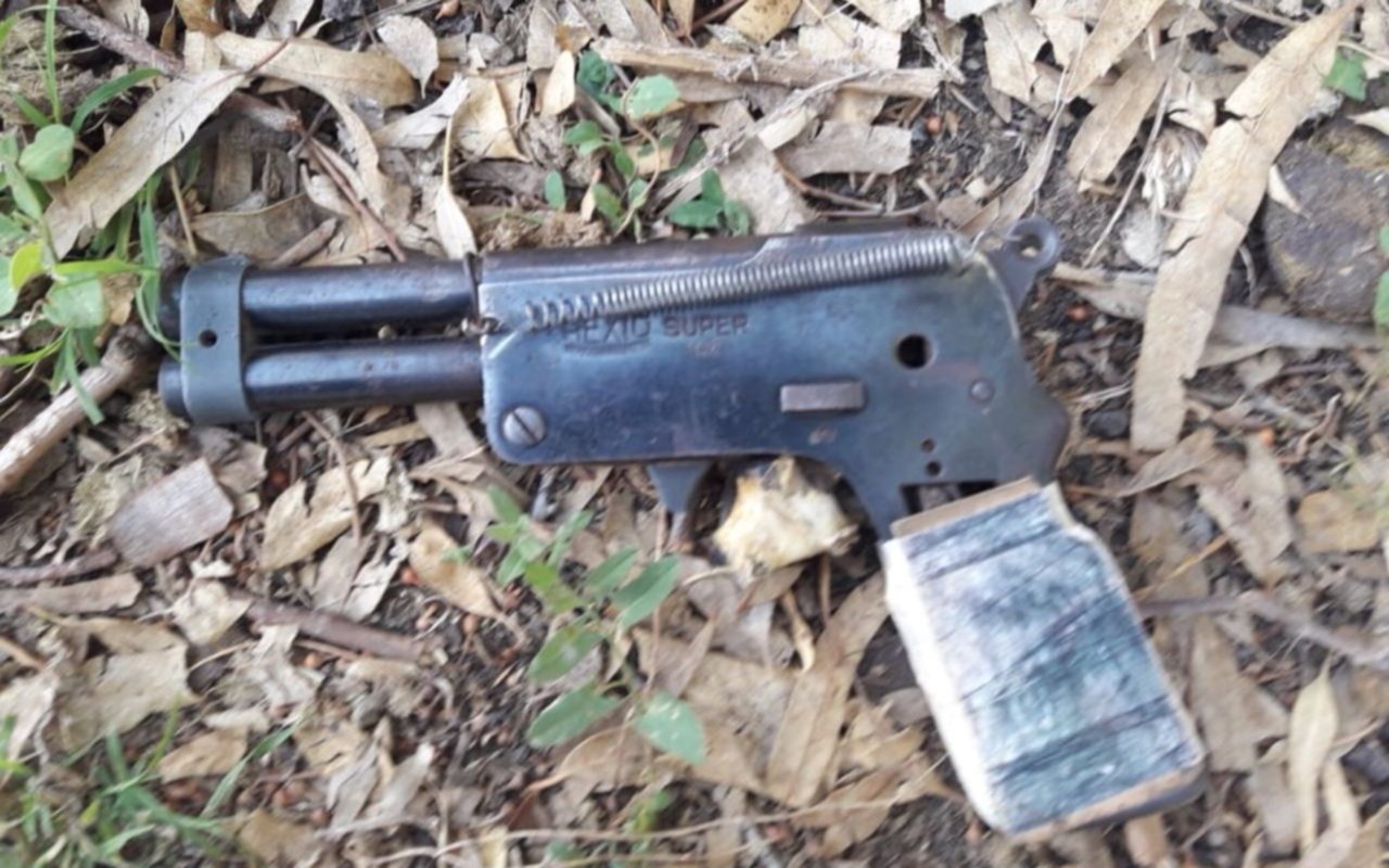 Altos de San Lorenzo: lo mataron de un tiro en la cara y le encontraron pertenencias de un robo