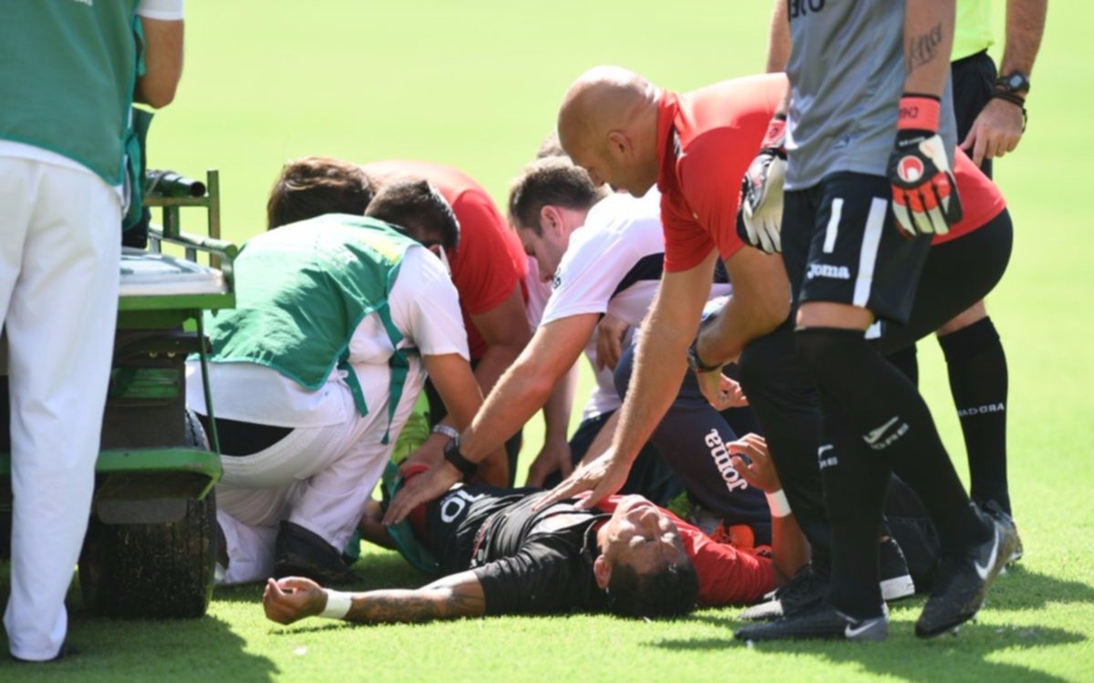 Pisotón y fractura: la dura lesión de Brian Sarmiento