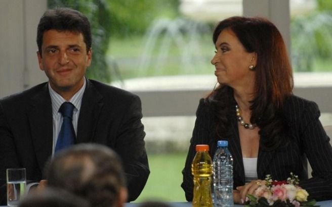 Intendentes peronistas quieren tender puentes entre Cristina y Massa