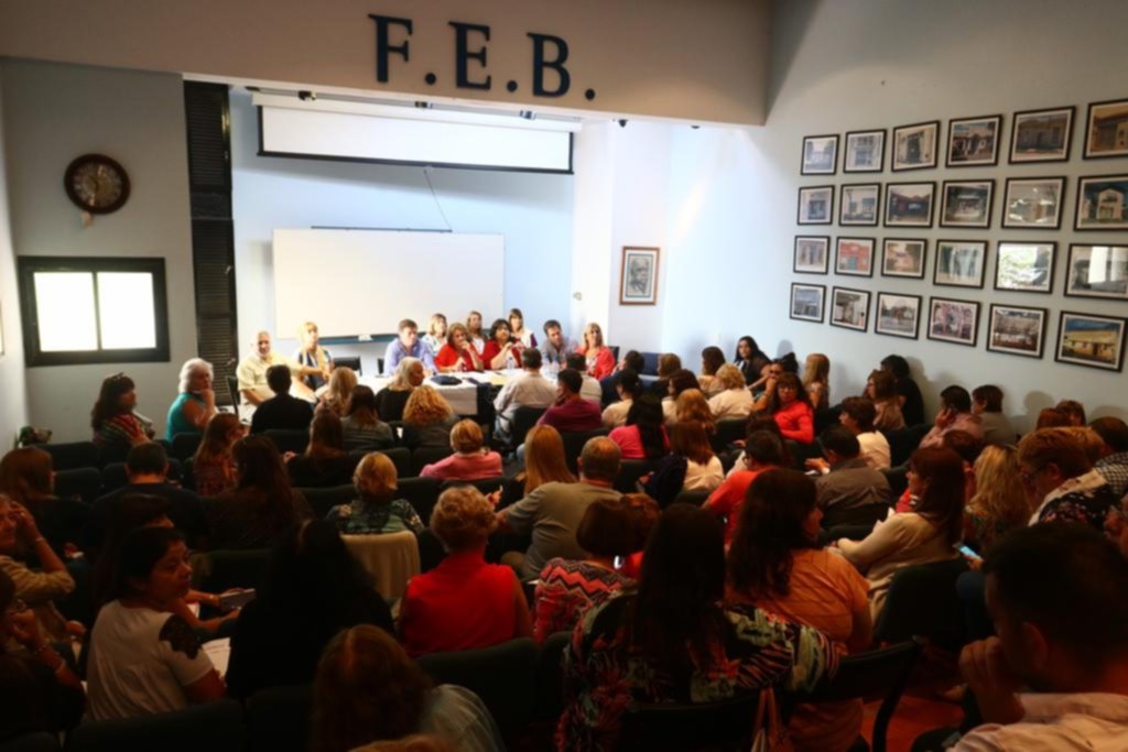 Se sumó la Feb y todos los gremios docentes pararán durante tres días