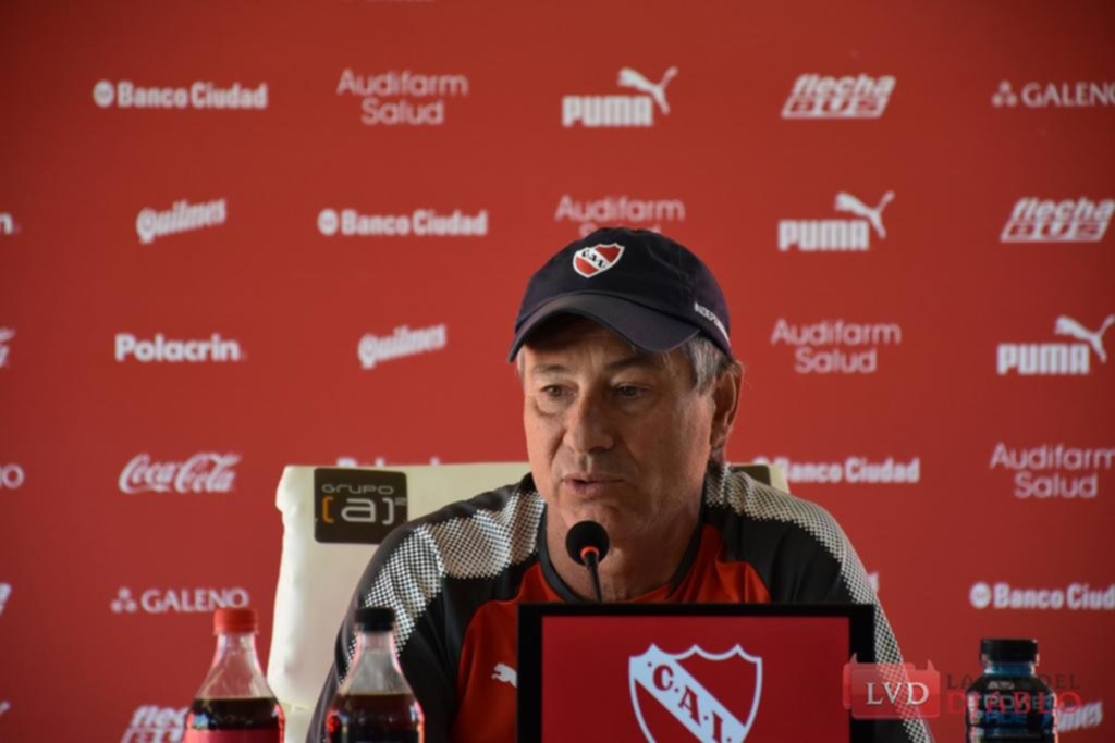 Independiente llega al Bosque con tres cambios y la vuelta de Pablo Pérez a la titularidad