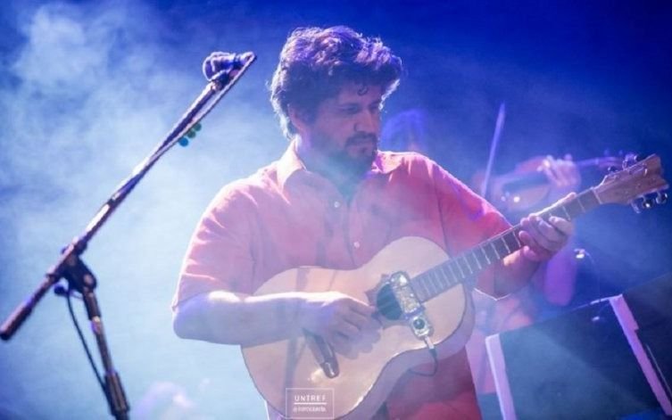 El cantante Maxi Prietto fue desvinculado de Los Espíritus por una denuncia de abuso
