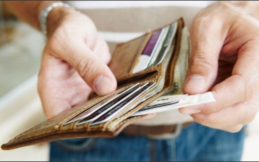 El salario caería en promedio cerca de 4 por ciento en 2019