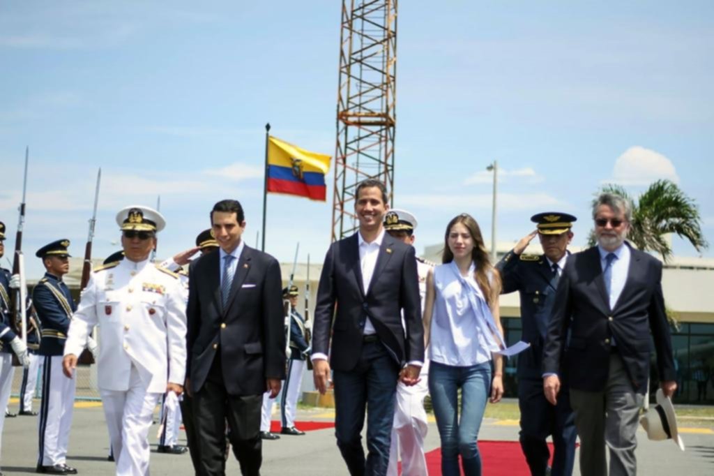 Venezuela en vilo ante el regreso de Guaidó, que podría quedar detenido