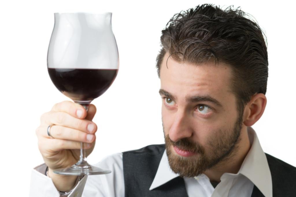 Polémica sin fin: ahora dicen que el consumo moderado de alcohol ayudaría al cerebro