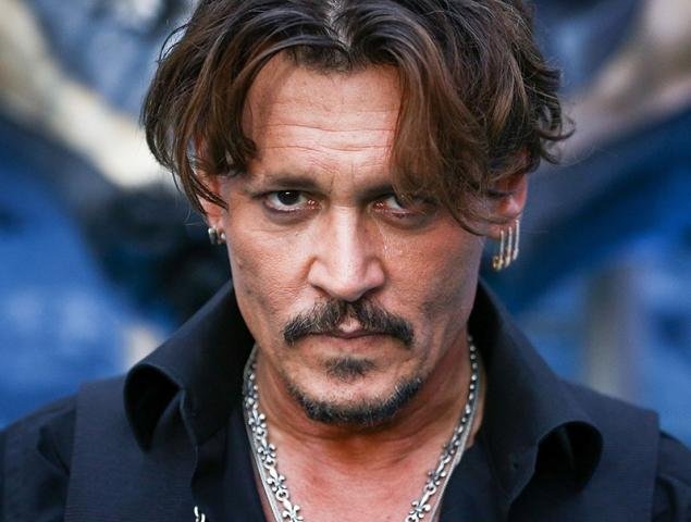 Johnny Depp lleva a su ex mujer a la Justicia y le pide 50 millones de dólares