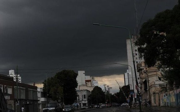Una ONG platense advierte sobre el cambio climático tras la última tormenta