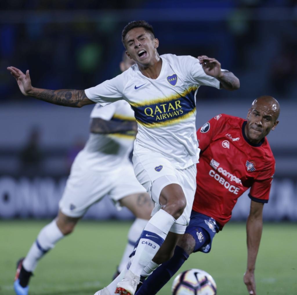 Boca quedó a mitad de camino en su debut