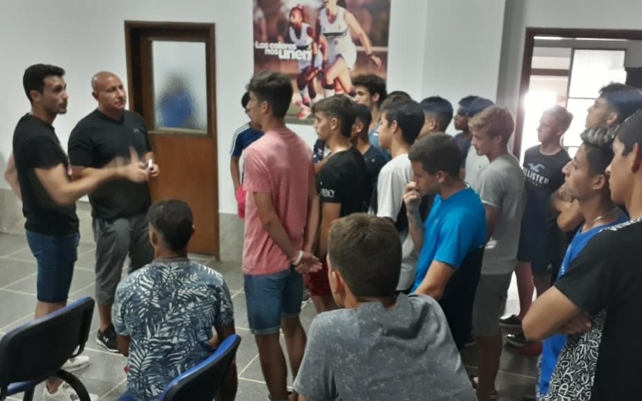 Alexis Martín Arias visitó a los chicos de la Casa de Lobos