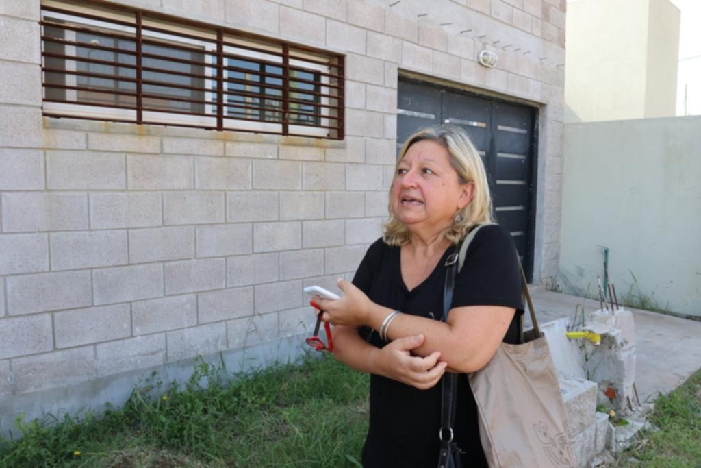 Un ladrón redujo a un joven en su casa y antes de escapar pidió perdón “por el mal momento”