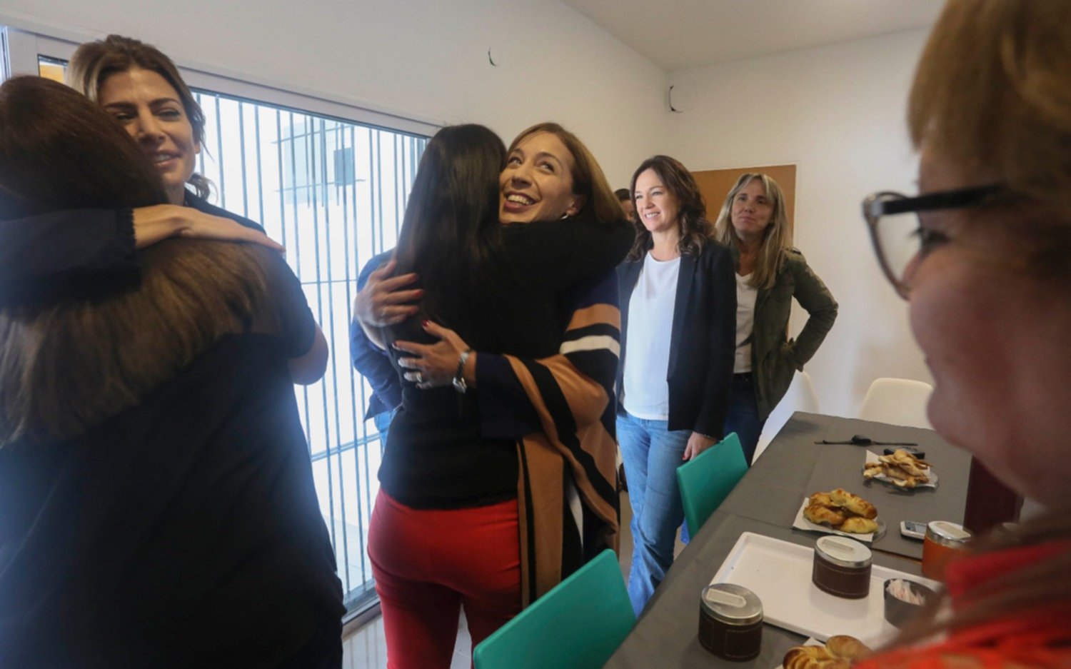 Vidal, Awada y Stanley visitaron un espacio para víctimas de violencia de género