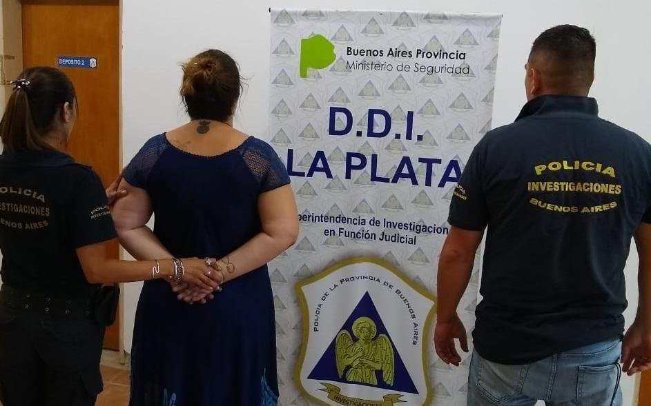 La docente acusada de atropellar a un hombre declaró que “se le cruzó”