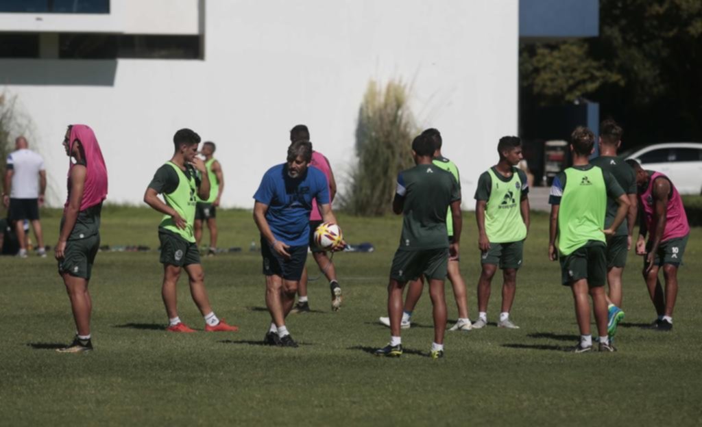 Aún sin confirmación, el Pelado Silva parece ir ganándose un lugar entre los once