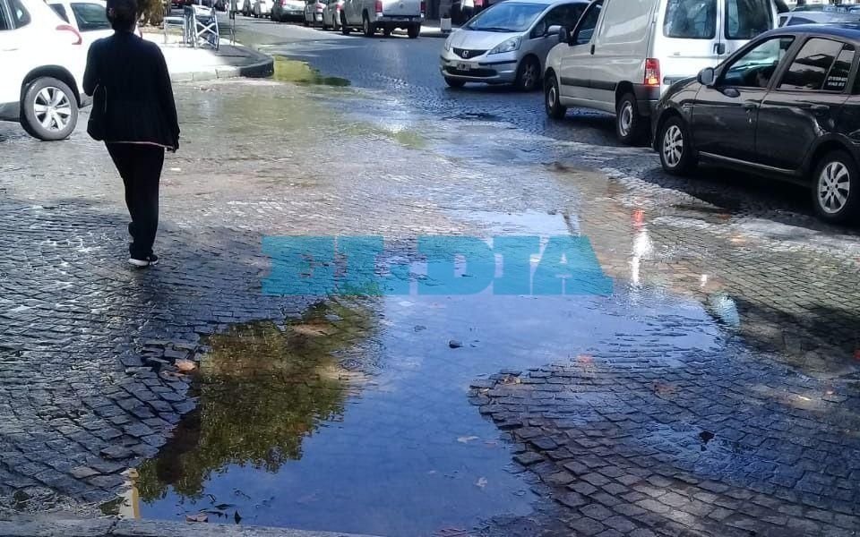 No cesan reclamos por abundantes pérdidas de agua