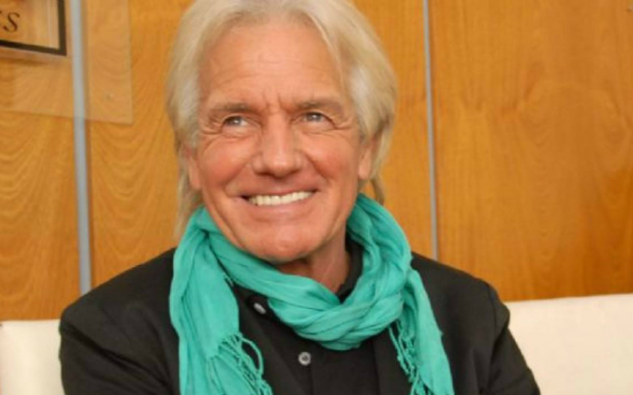 Según el último parte médico, Sergio Denis "consolida" la mejoría en su cuadro de salud