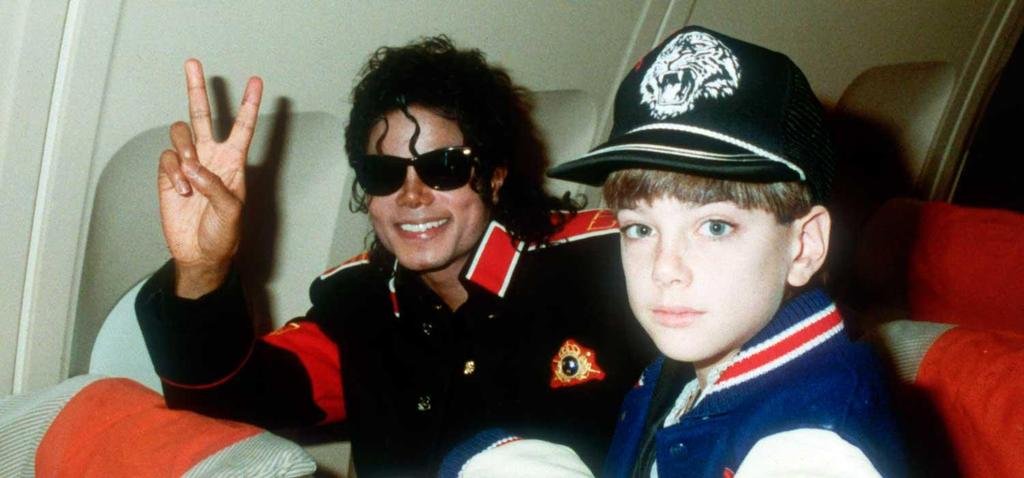 La sombra del abuso : el nuevo documental de Michael Jackson enturbia su legado