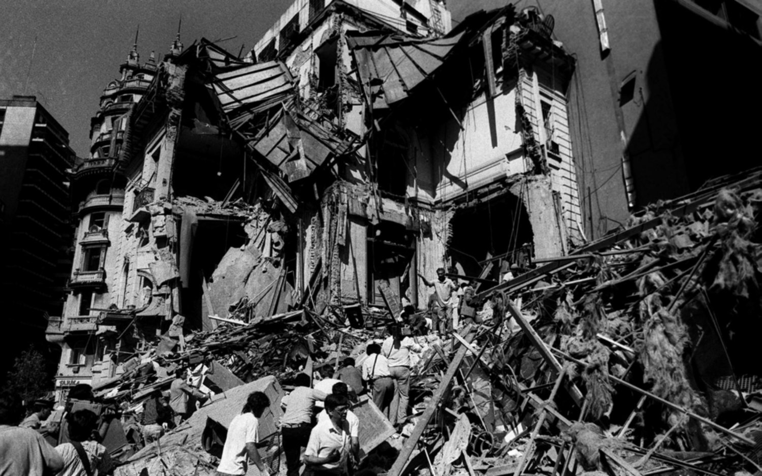 Renovado pedido de justicia a 27 años del atentado terrorista a la embajada de Israel