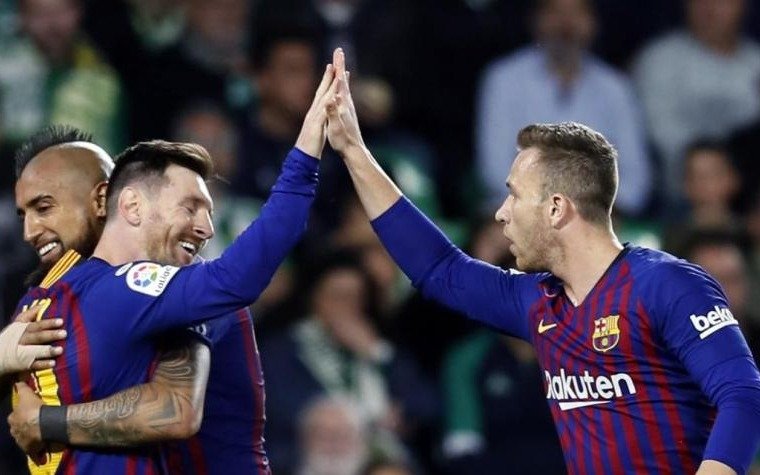 Lio Messi lo hizo: el público rival se paró para aplaudirlo