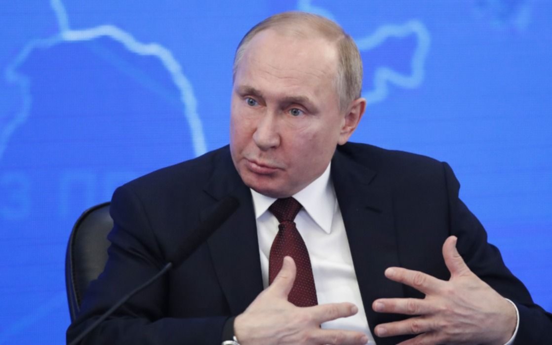  Putin promulgó las leyes que penan hasta con cárcel a quienes publiquen "noticias falsas" 