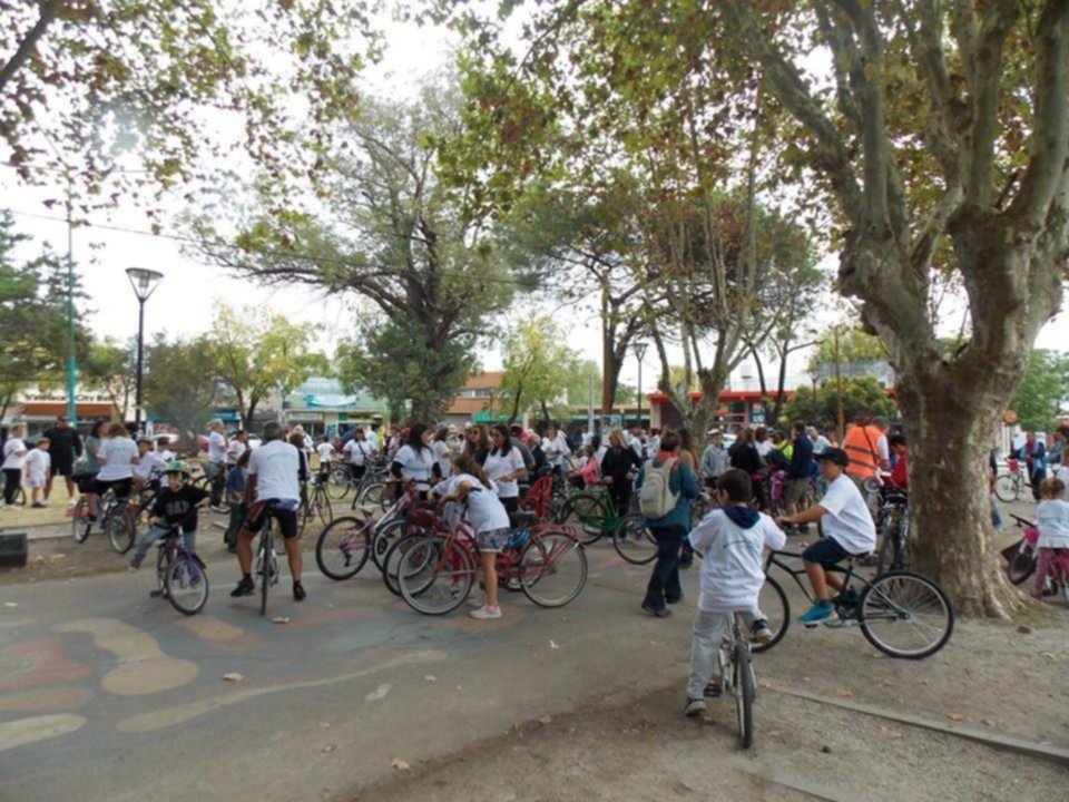 Bicicleteada por la vida en City Bell