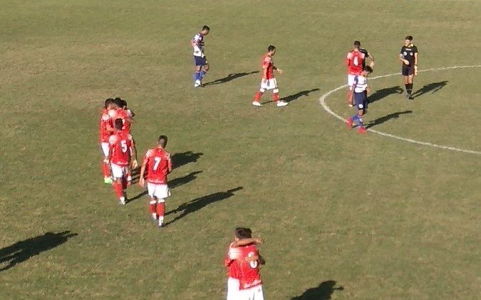 Cambaceres derrotó a Deportivo Paraguayo en el arranque de la 23ra fecha de la Primera D
