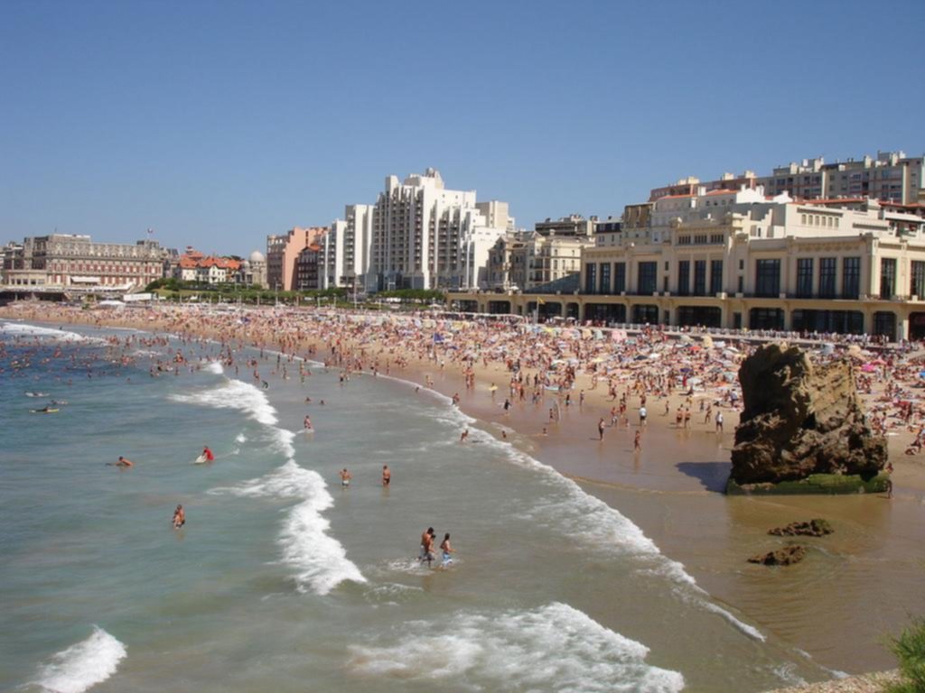 Biarritz, dueña de hermosas playas, aguas terapéuticas y una excelente gastronomía