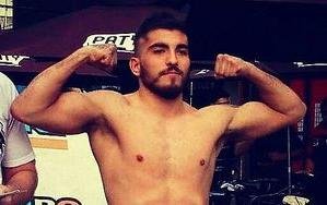 Agresión en el Centenario: preventiva al kickboxer