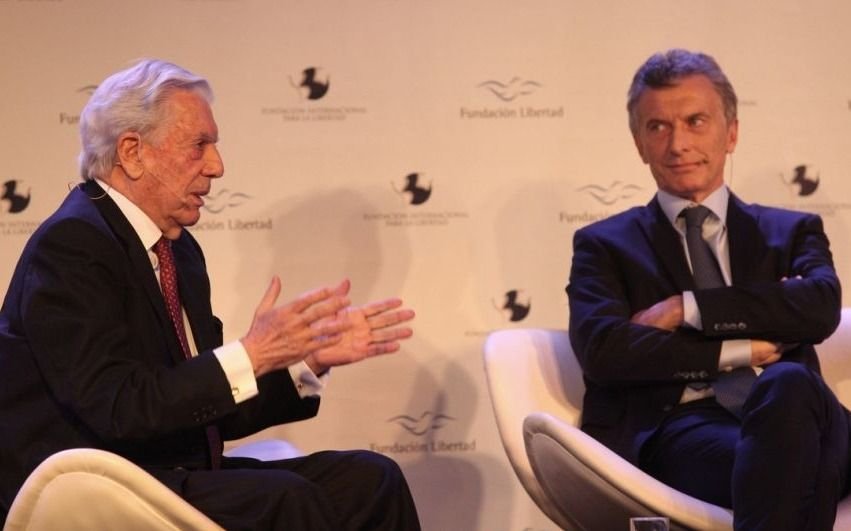El peruano Mario Vargas Llosa anunció que la próxima cita será en su ciudad natal