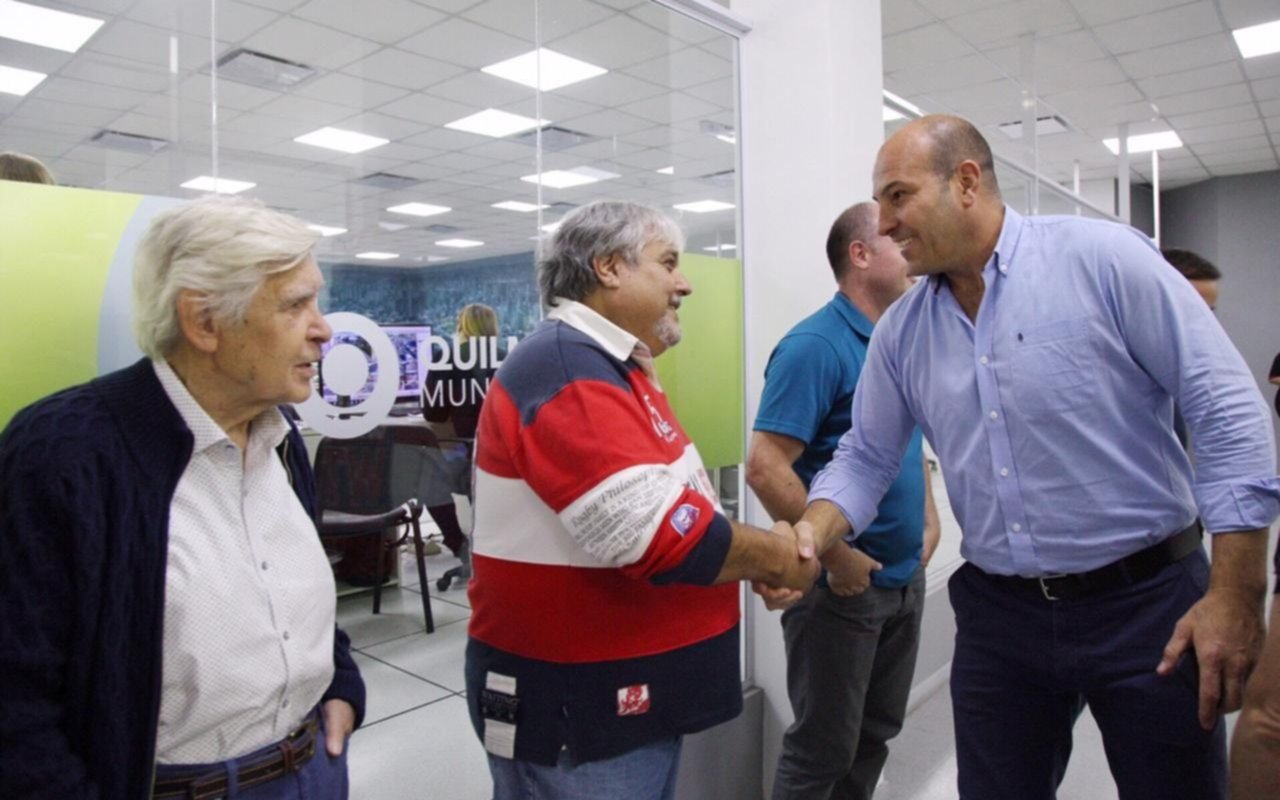 Molina visitó el Centro de Emergencias Quilmes